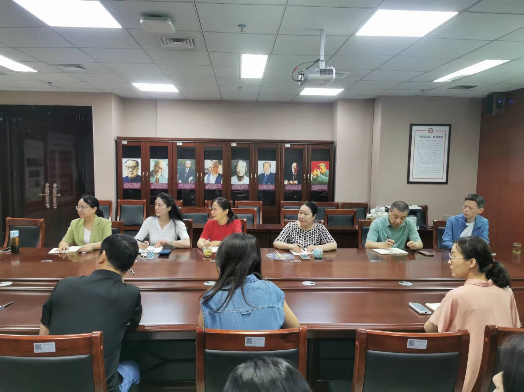 879fd7f637b5044d531288811627deb.jpg 879fd7f637b5044d531288811627deb.jpg